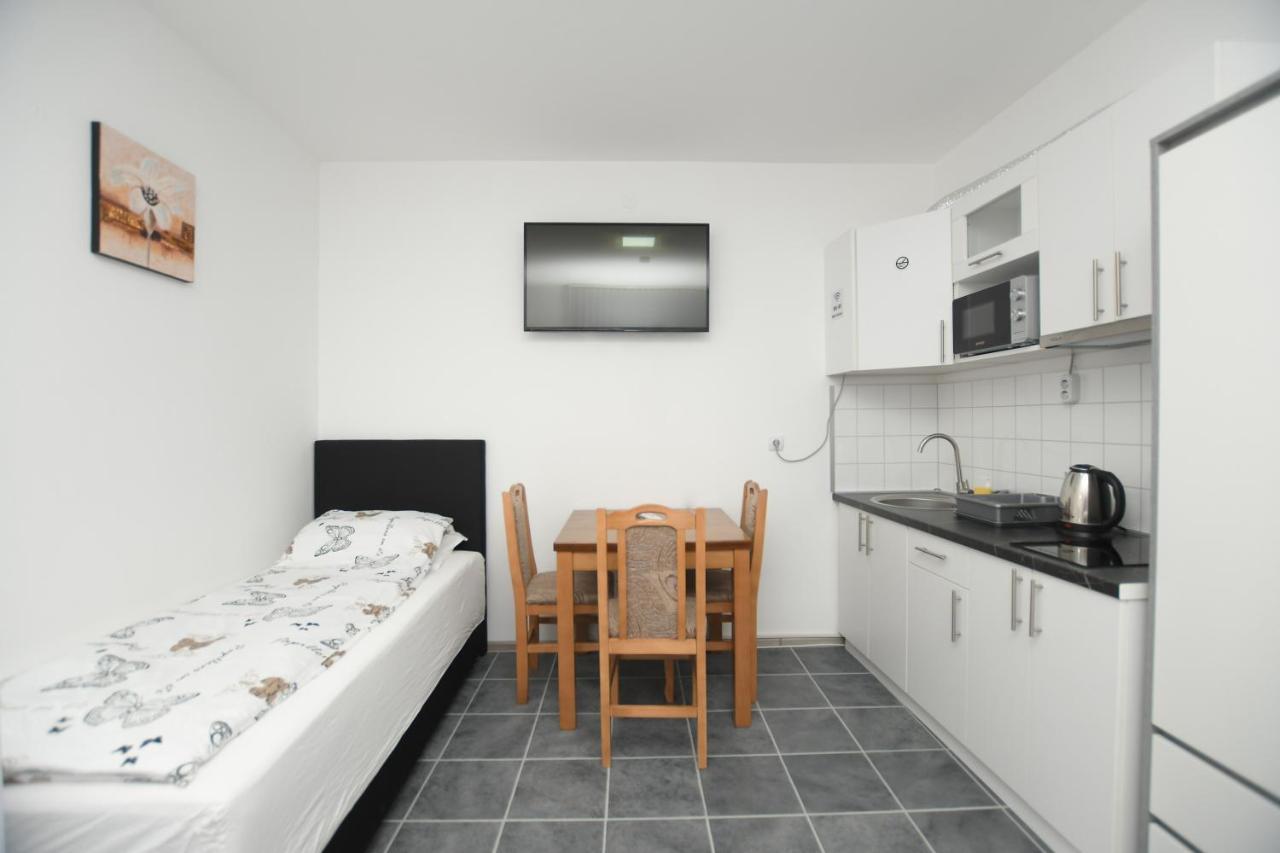 Relax Apartmani Kladovo Buitenkant foto