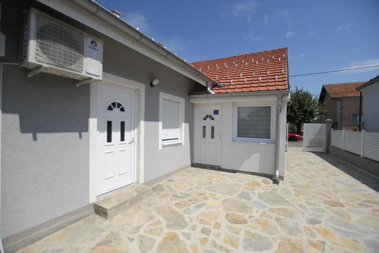 Relax Apartmani Kladovo Buitenkant foto