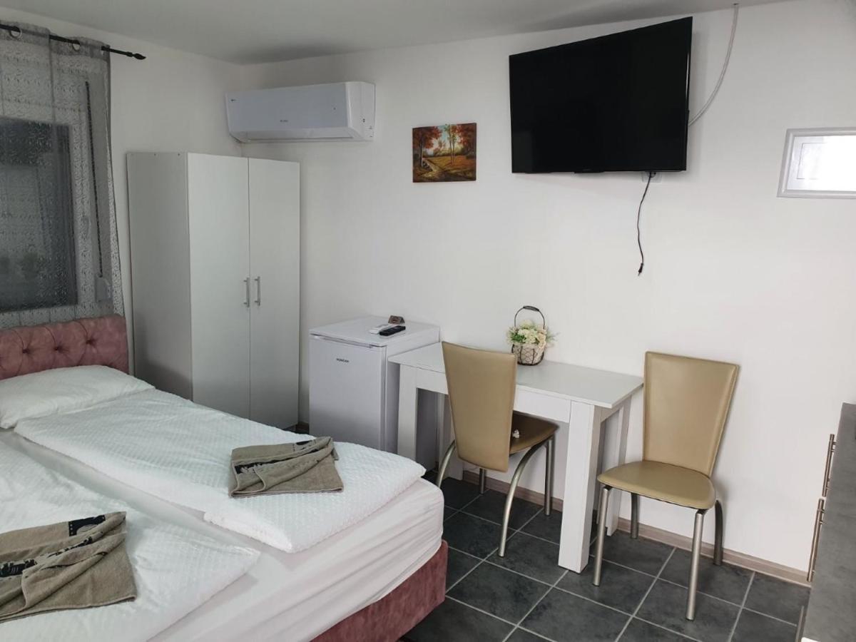 Relax Apartmani Kladovo Buitenkant foto